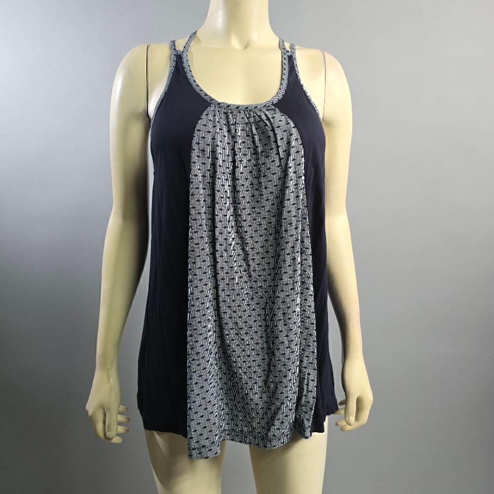 Cabi small top nwt R1